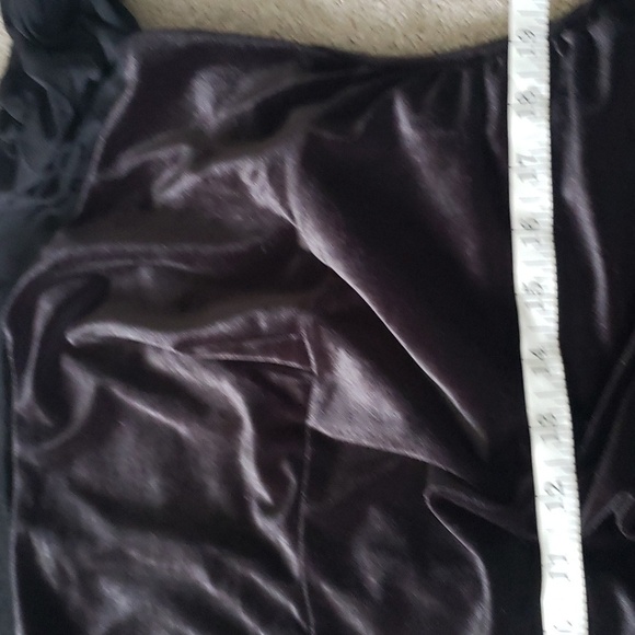 Inc black velvet dress with sheer long sleeves midi 1x - Picture 7 of 7